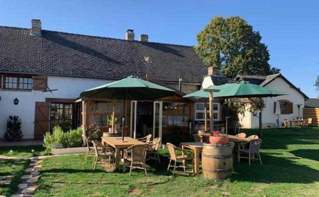 Le Chene D'Or Bed & Breakfast Marcheseuil ภายนอก รูปภาพ